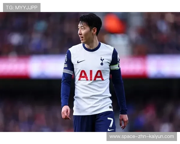 孙兴慜加速穿越三人区域后送出传球