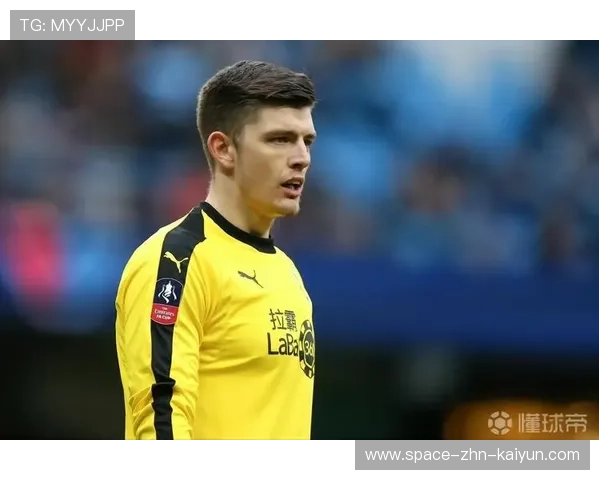 纽卡波普的高球处理十分稳